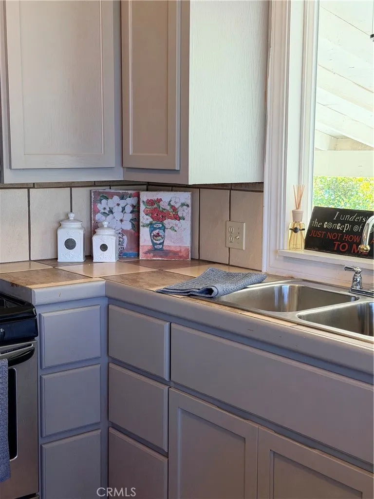 9570 Banderilla La Grange, CA 95329