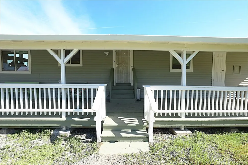 9570 Banderilla La Grange, CA 95329