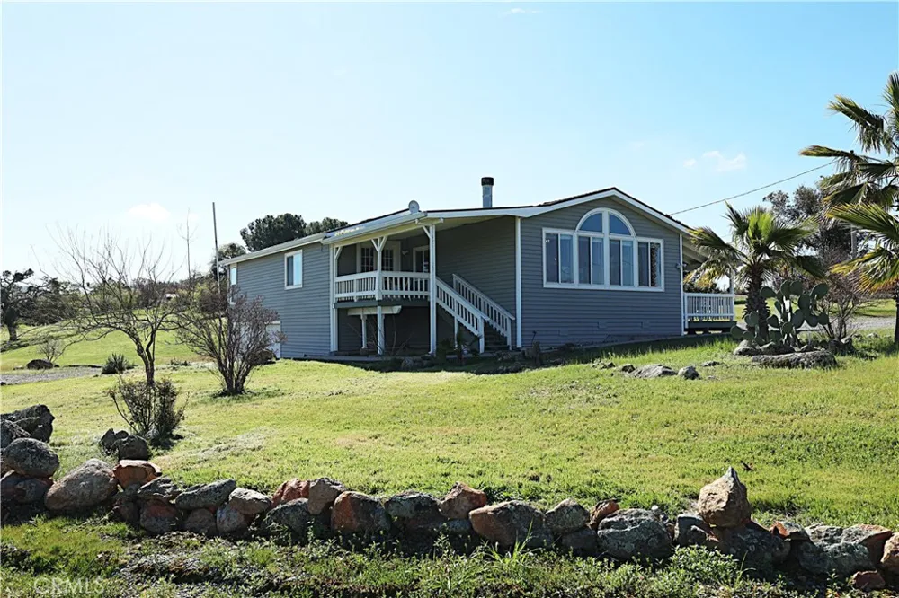 9570 Banderilla La Grange, CA 95329