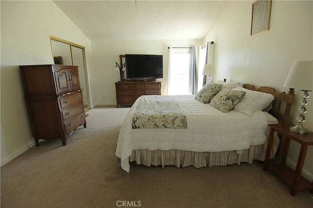 9570 Banderilla La Grange, CA 95329