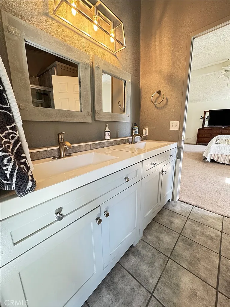9570 Banderilla La Grange, CA 95329