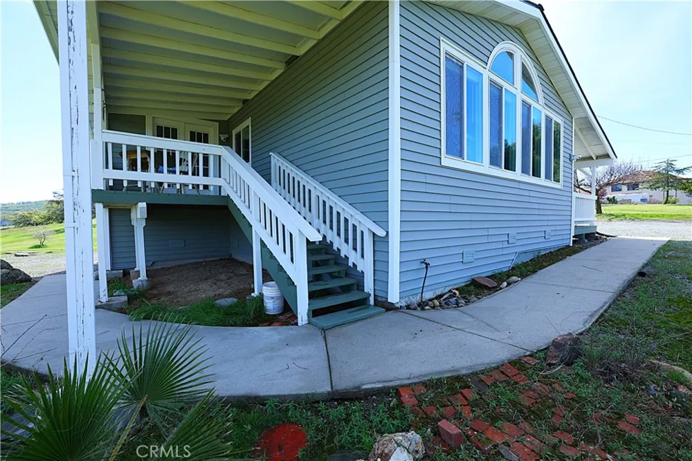 9570 Banderilla La Grange, CA 95329