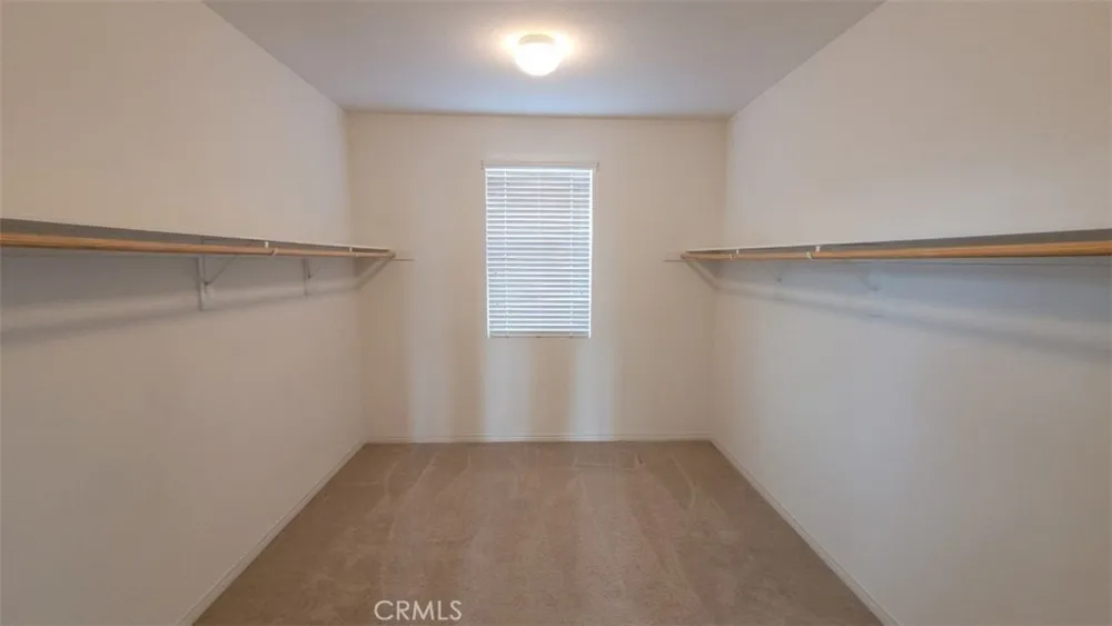 22056 Windham Way Saugus, CA 91350
