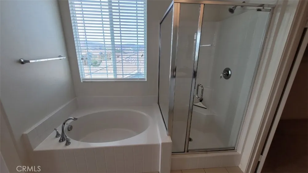 22056 Windham Way Saugus, CA 91350