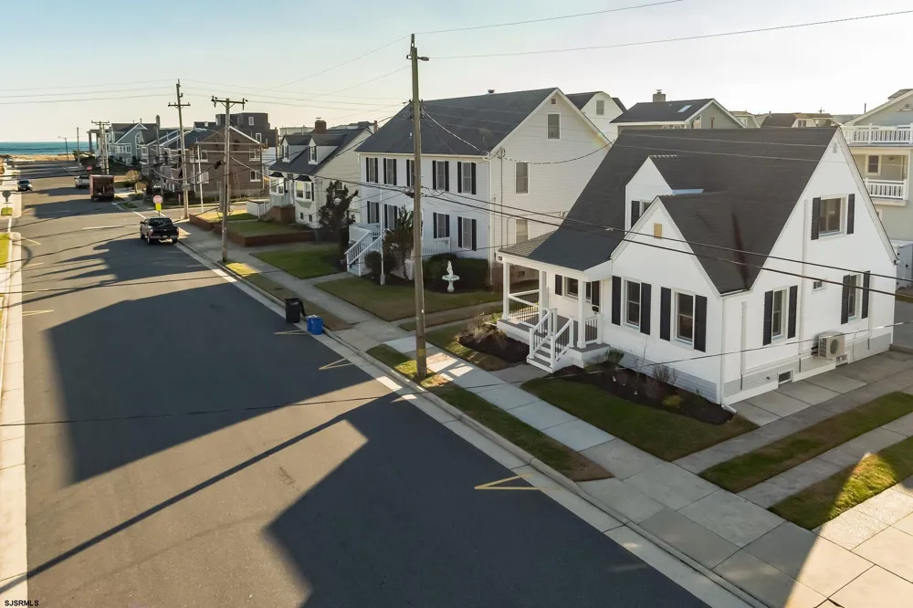26 S 32nd Ave Longport, NJ 08403