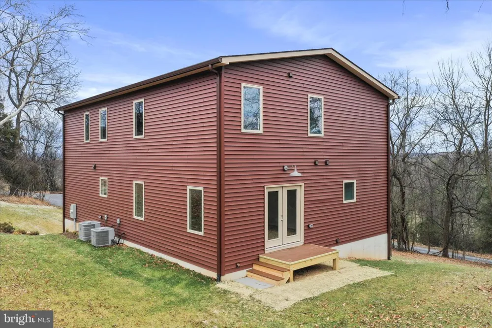 201 NATHANIEL DRIVE Winchester, VA 22603