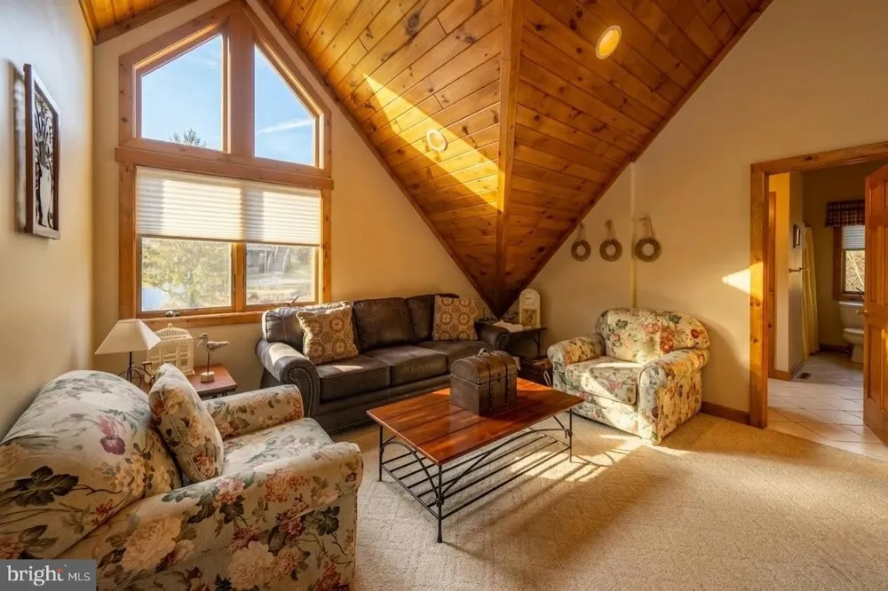110 HIGHLINE DRIVE Mc Henry, MD 21541