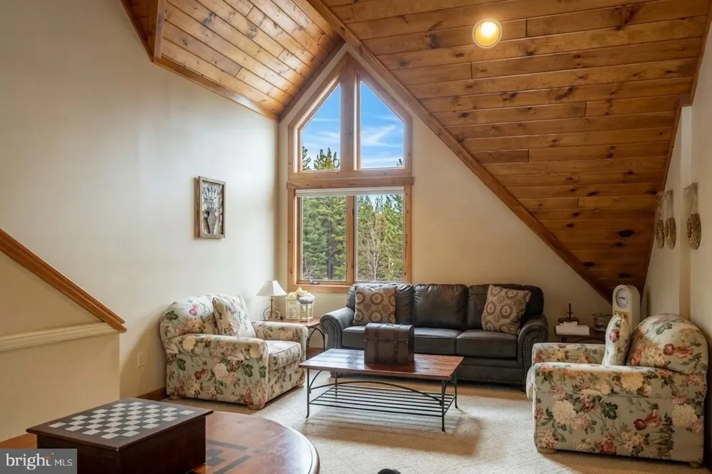 110 HIGHLINE DRIVE Mc Henry, MD 21541