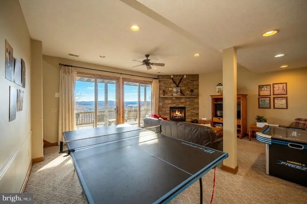 110 HIGHLINE DRIVE Mc Henry, MD 21541