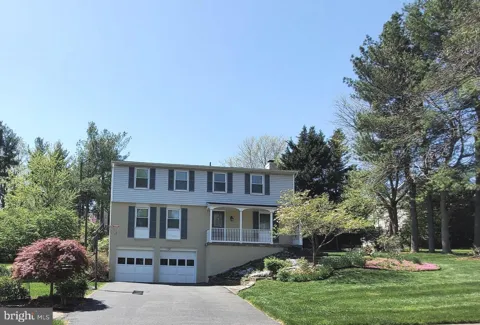1150 KETTLE POND LANE