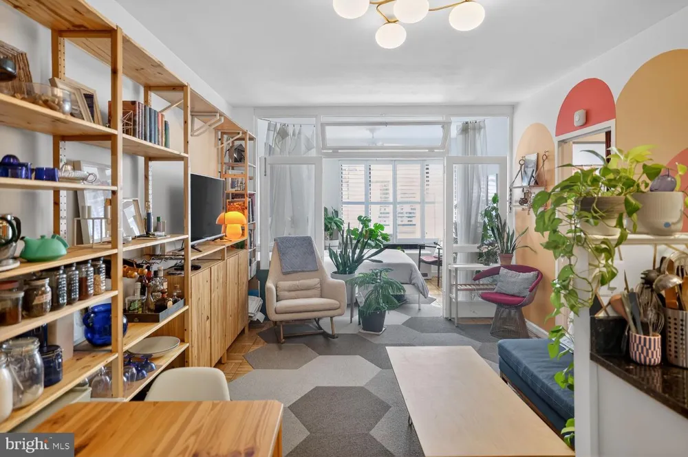 1 SCOTT CIRCLE NW #106 Washington, DC 20036