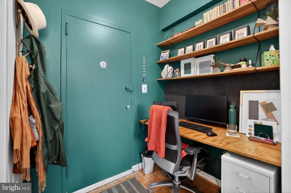 1 SCOTT CIRCLE NW #106 Washington, DC 20036