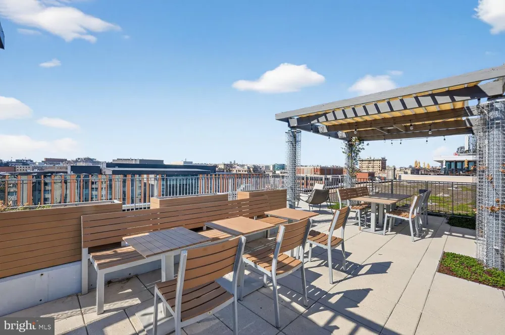1 SCOTT CIRCLE NW #106 Washington, DC 20036