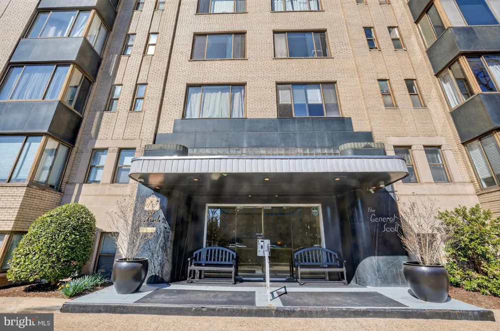 1 SCOTT CIRCLE NW #106 Washington, DC 20036