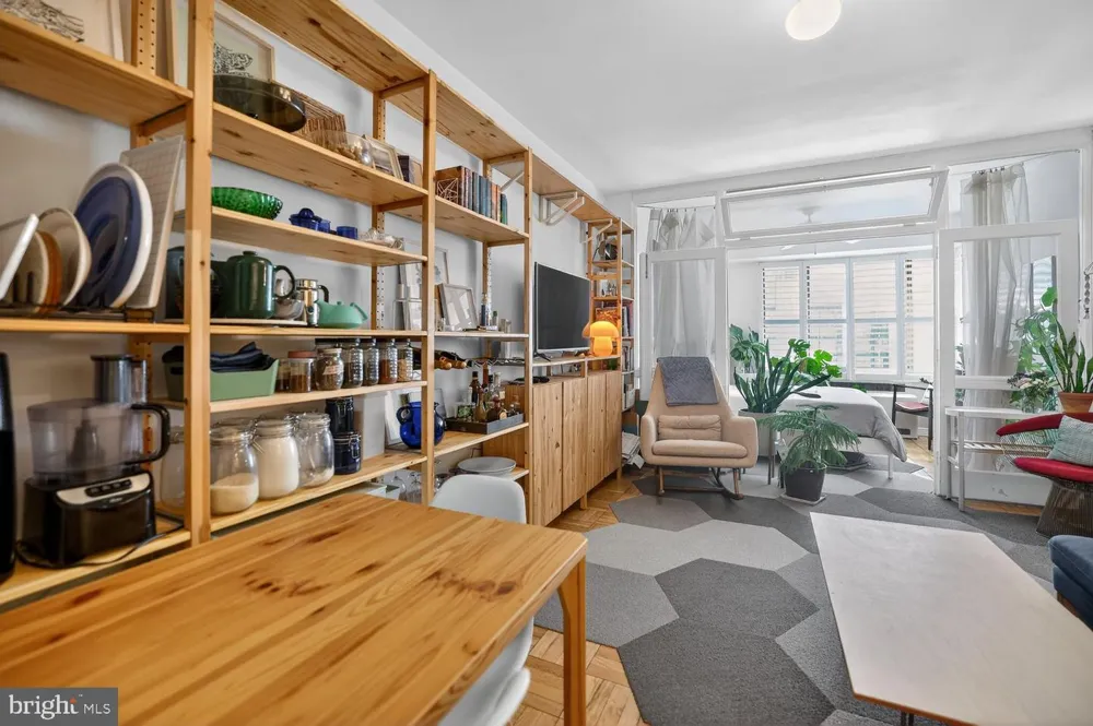 1 SCOTT CIRCLE NW #106 Washington, DC 20036