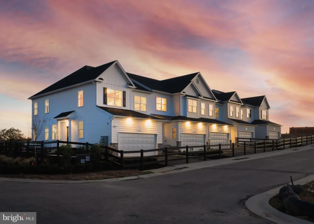 215 CAPRI DRIVE #125 Glenmoore, PA 19343