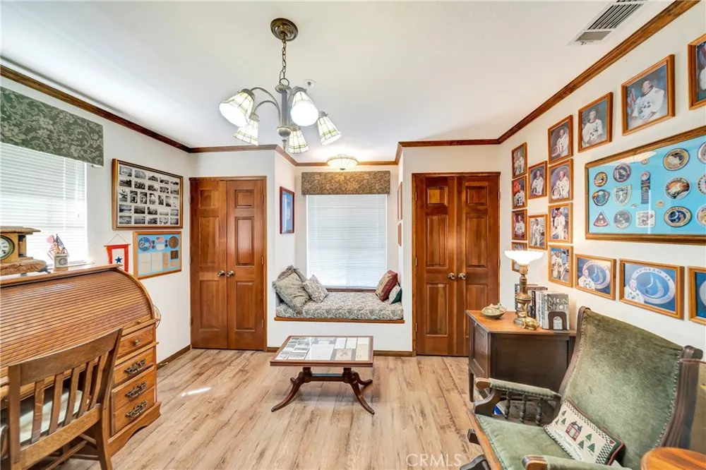 11720 Honeybee Lane Juniper Hills, CA 93543