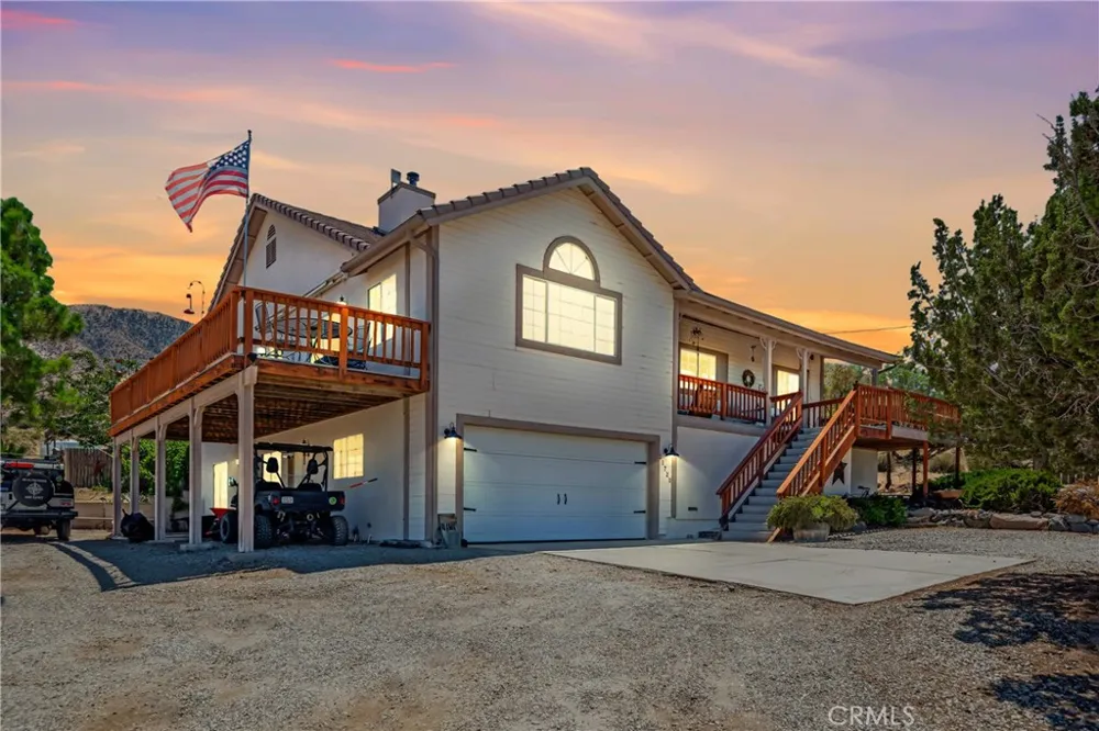 11720 Honeybee Lane Juniper Hills, CA 93543