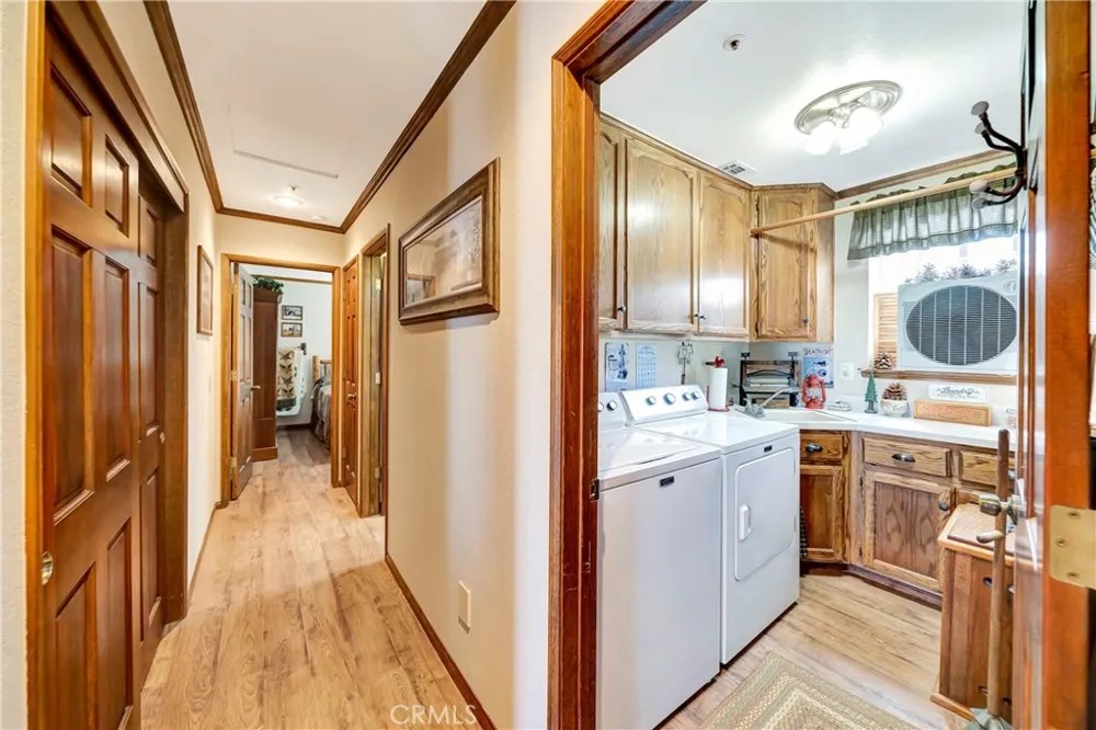 11720 Honeybee Lane Juniper Hills, CA 93543