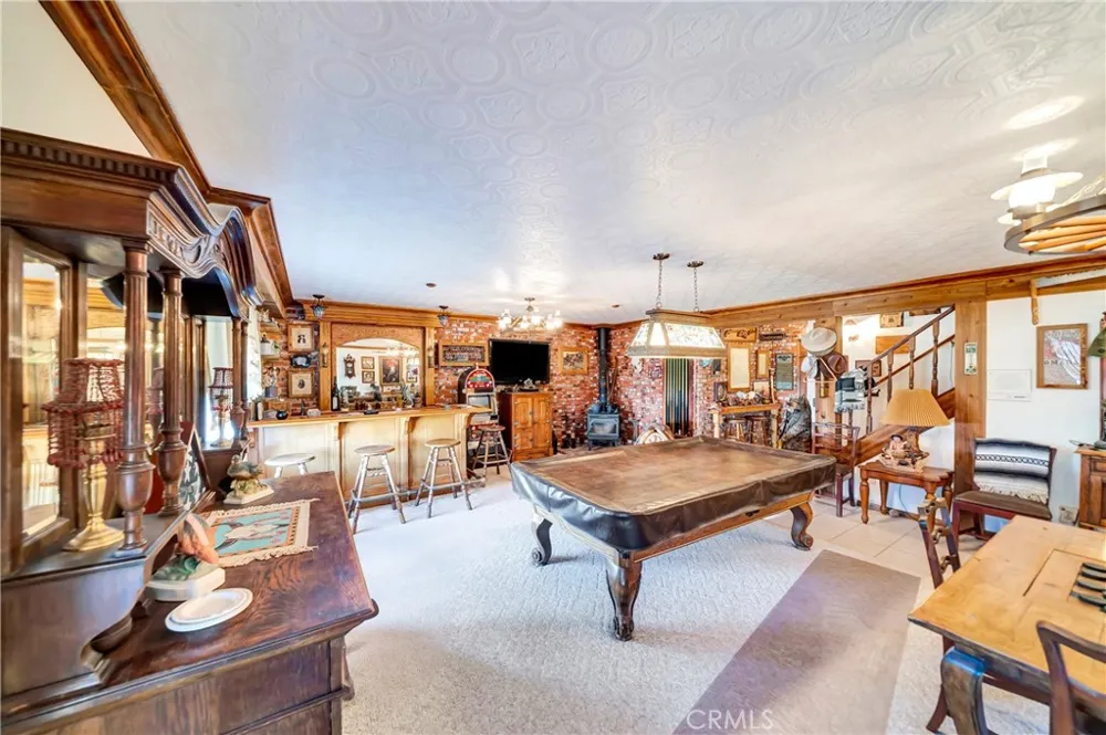11720 Honeybee Lane Juniper Hills, CA 93543