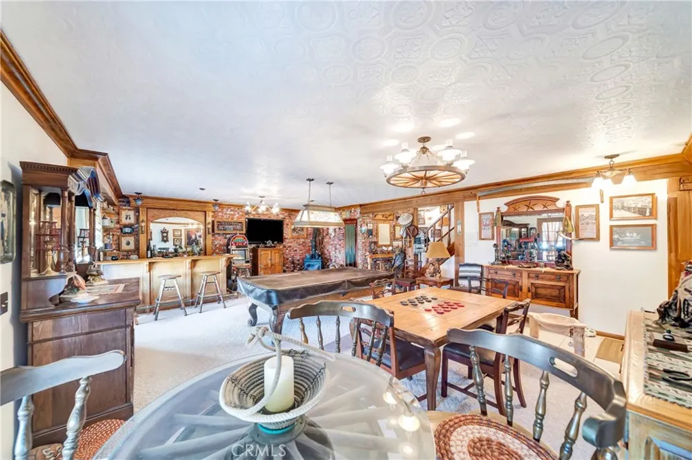 11720 Honeybee Lane Juniper Hills, CA 93543