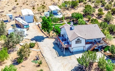 11720 Honeybee Lane