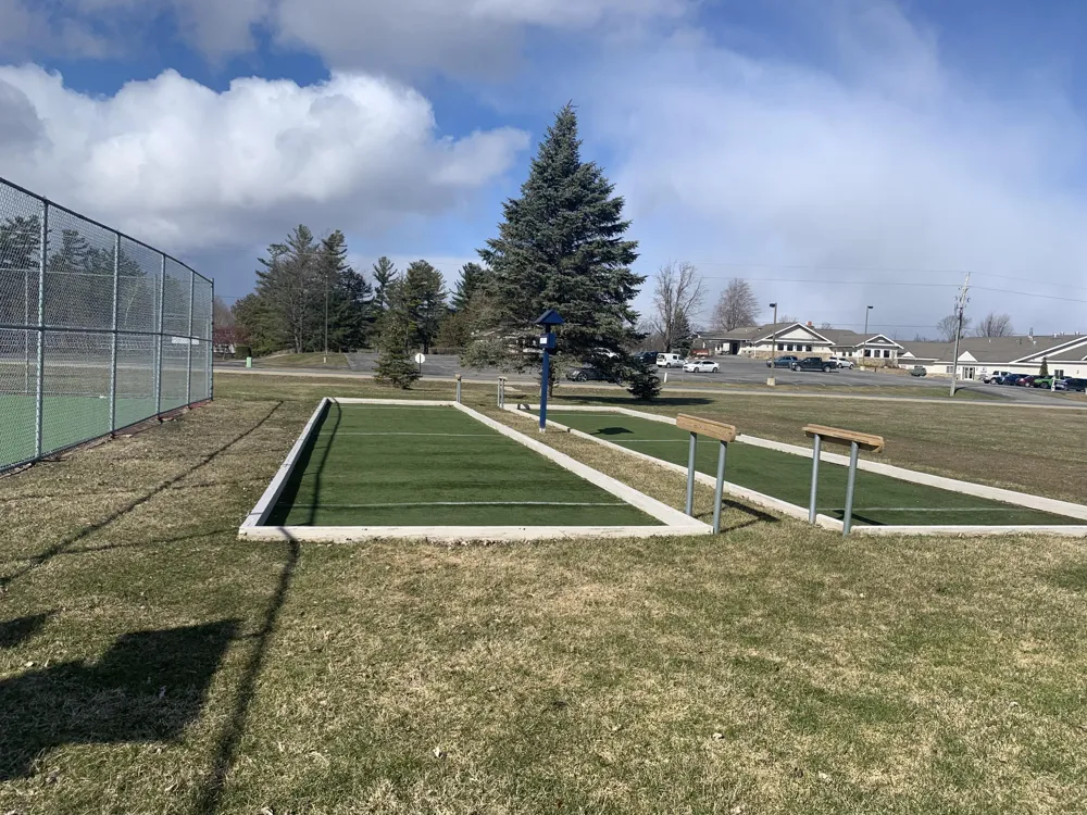 67 Fairfield Gladwin, MI 48624