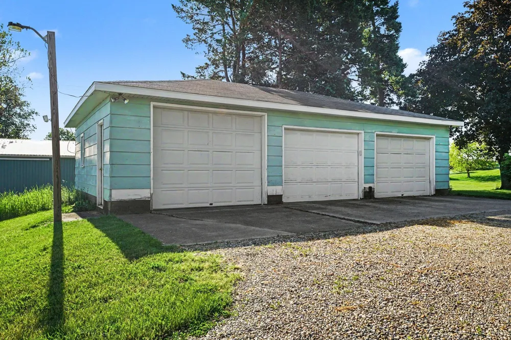6629 Branch Road Benton Harbor, MI 49022