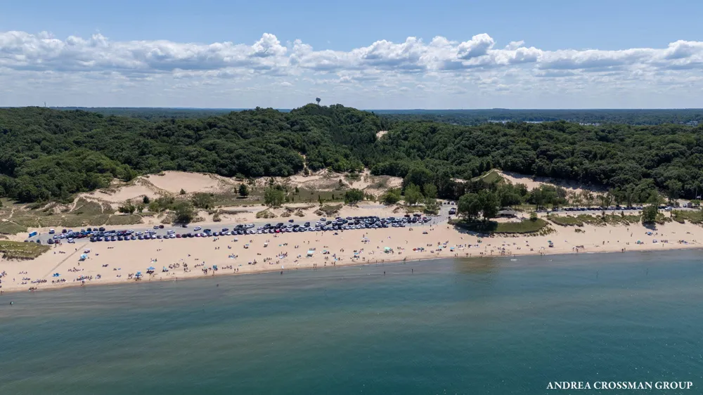 110 Park Street Saugatuck, MI 49453