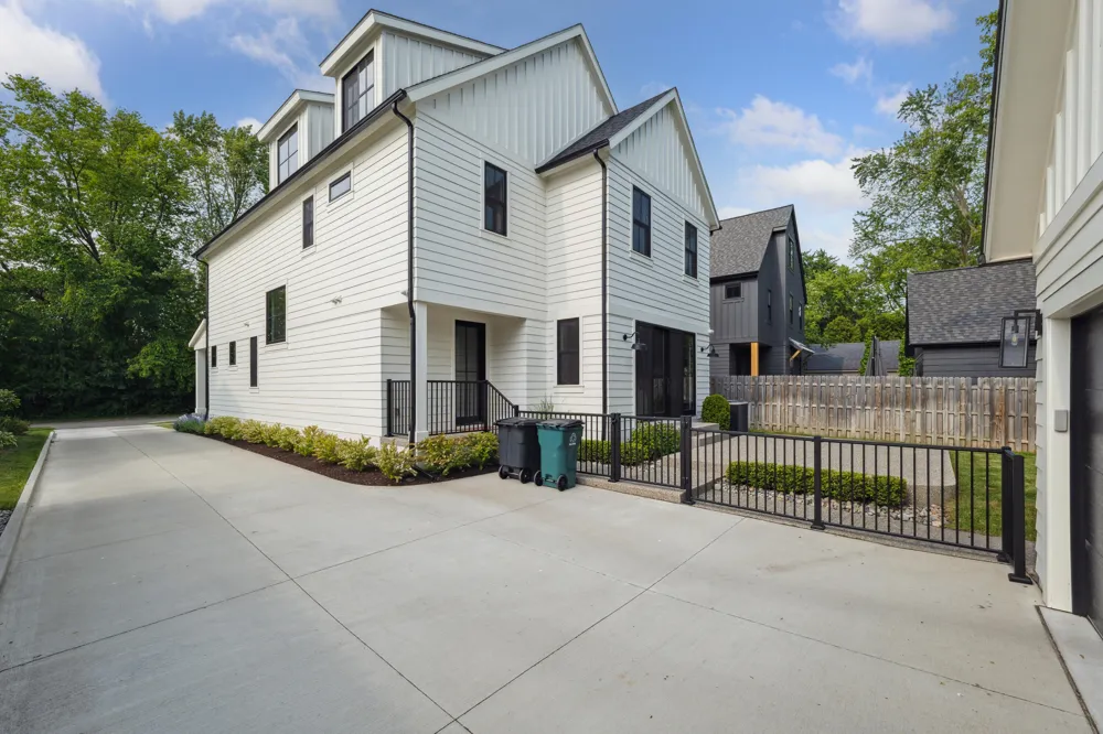 1053 Canterbury Street Birmingham, MI 48009