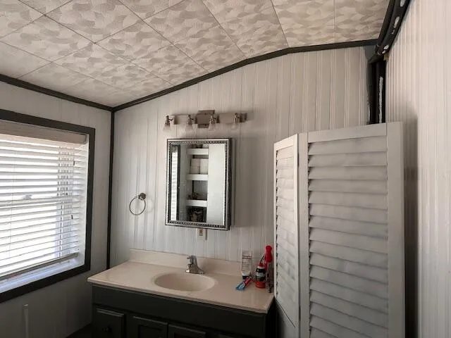 8034 Johnson Road Irons, MI 49644