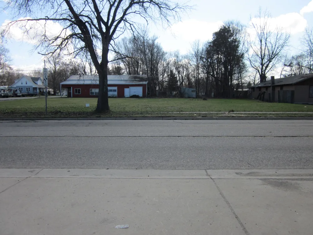 524 E Main Street Hartford, MI 49057