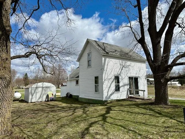 3593 S Maple Island Road Hesperia, MI 49421
