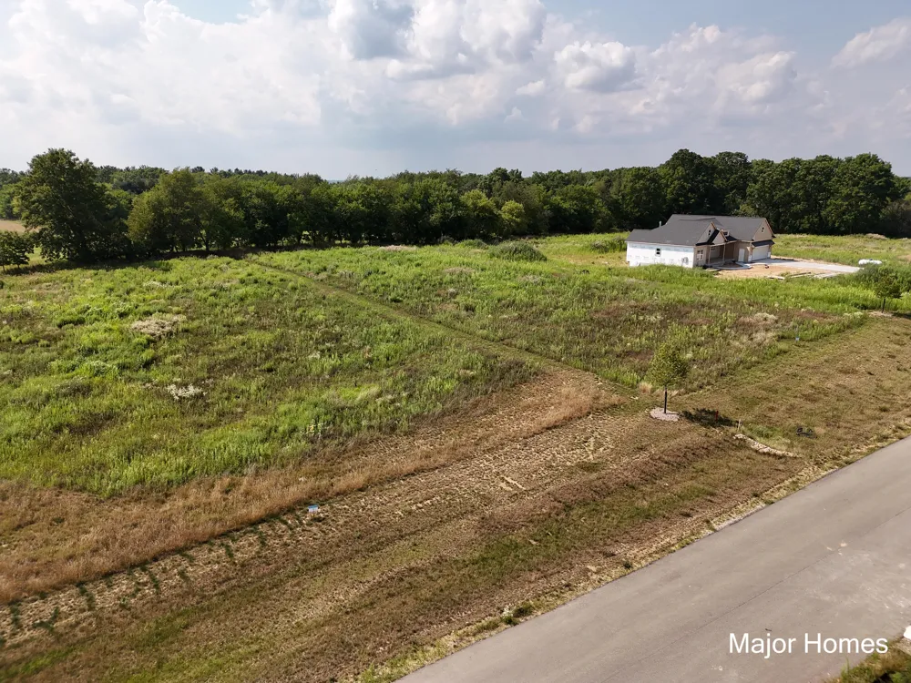 6 High Ridge Court Freeport, MI 49325