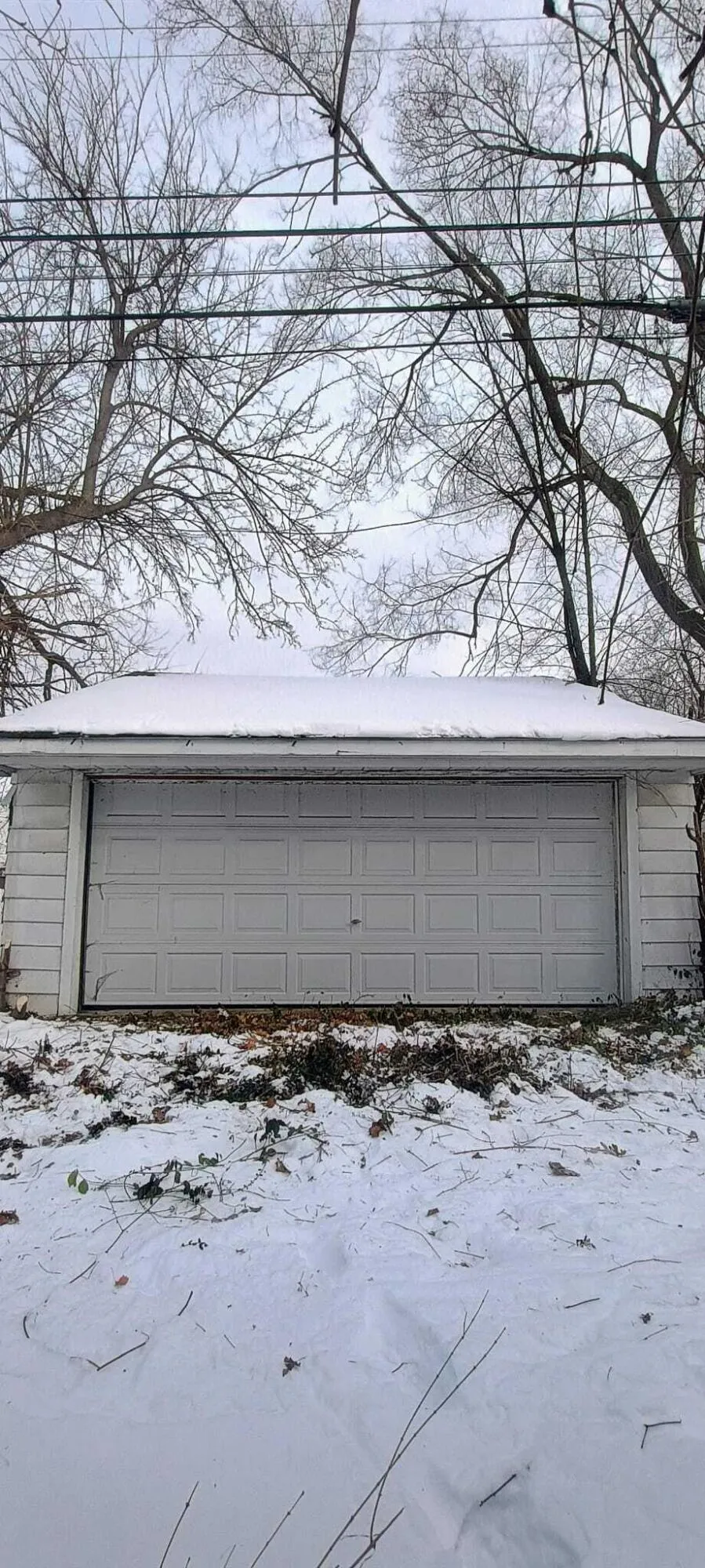 6121 Plainview Avenue Detroit, MI 48228