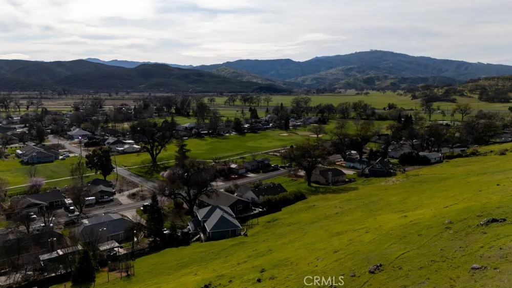 18619 Lakeridge Circle Hidden Valley Lake, CA 95467