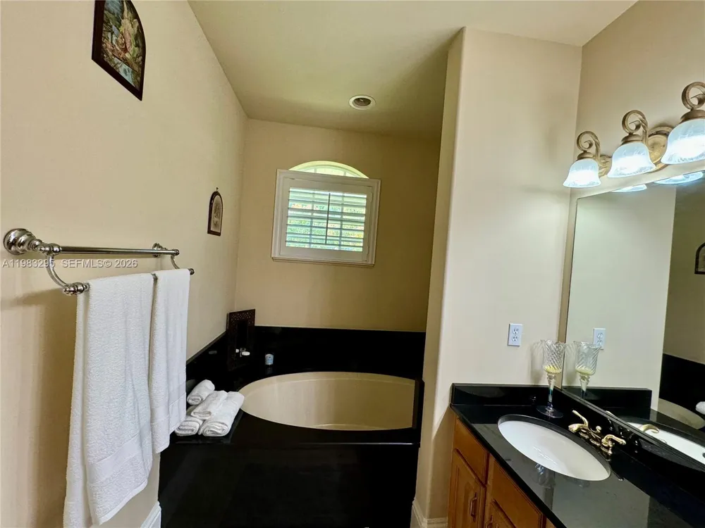 1740 Ludlow Rd #1740 Marco Island, FL 34145