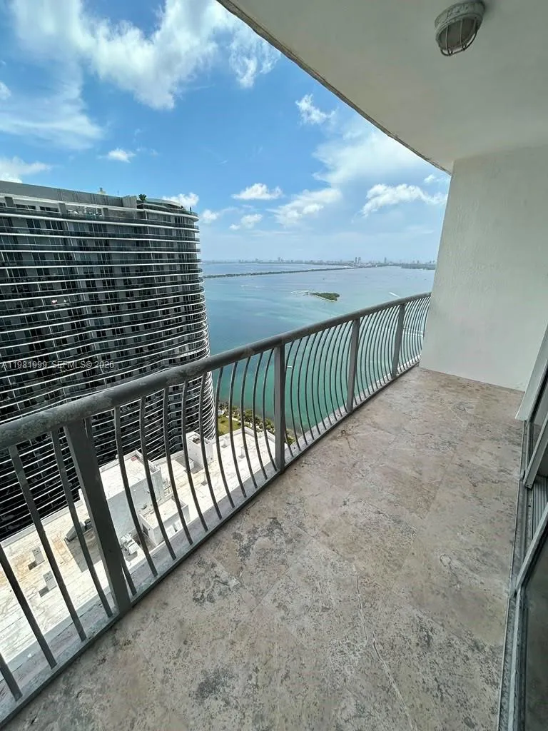 1750 Bayshore Dr #5307 Miami, FL 33132
