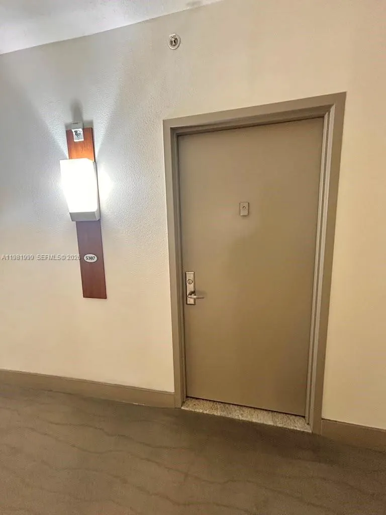 1750 Bayshore Dr #5307 Miami, FL 33132