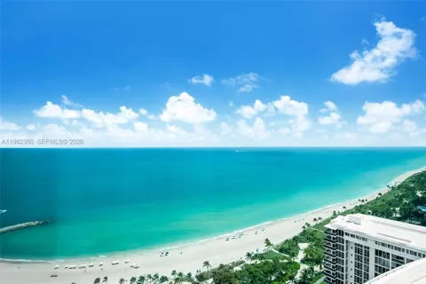 10295 Collins Ave #2203