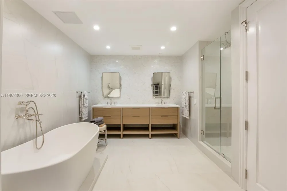 10295 Collins Ave #2203 Bal Harbour, FL 33154