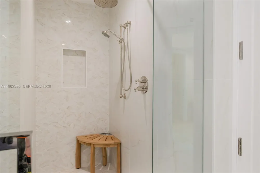 10295 Collins Ave #2203 Bal Harbour, FL 33154