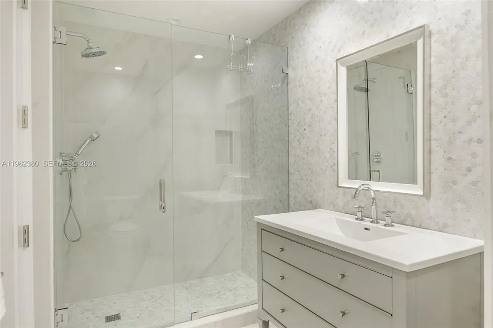 10295 Collins Ave #2203 Bal Harbour, FL 33154