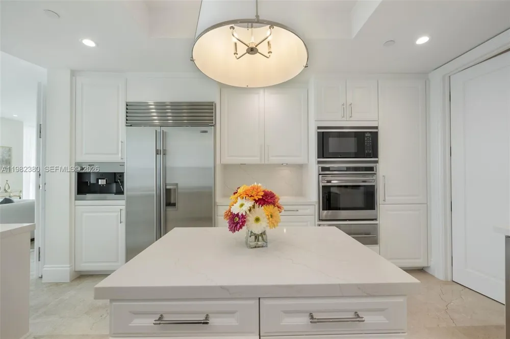 10295 Collins Ave #2203 Bal Harbour, FL 33154