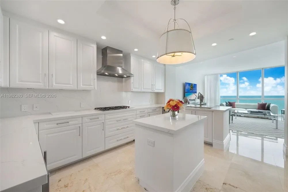 10295 Collins Ave #2203 Bal Harbour, FL 33154