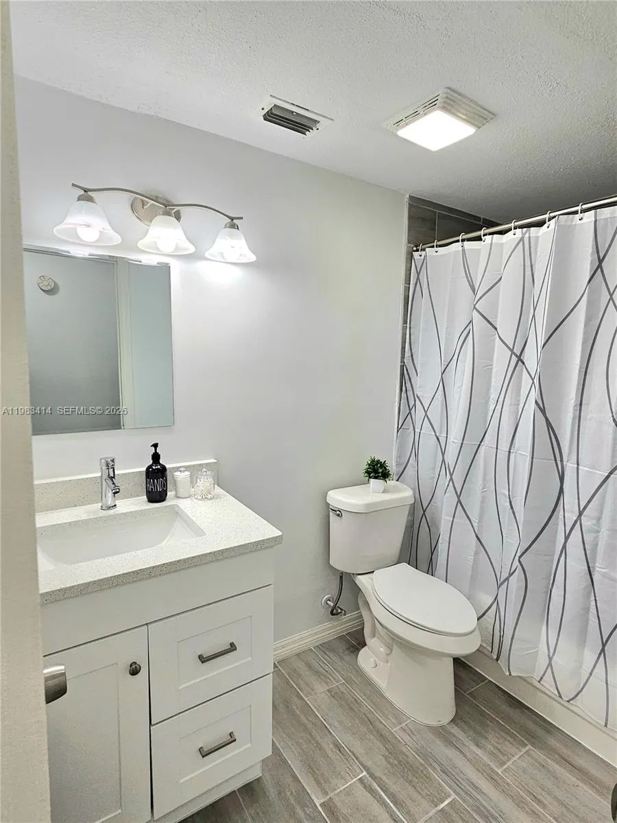 3610 GREENSTONE PL Other City - In The State Of Florida, FL 33596
