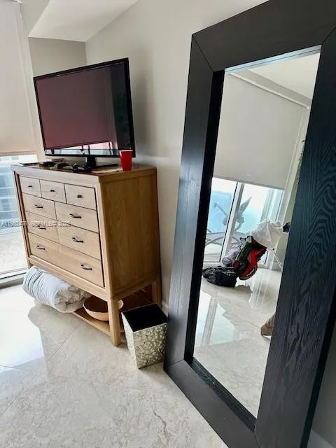 1830 S Ocean Dr #4006 Hallandale Beach, FL 33009