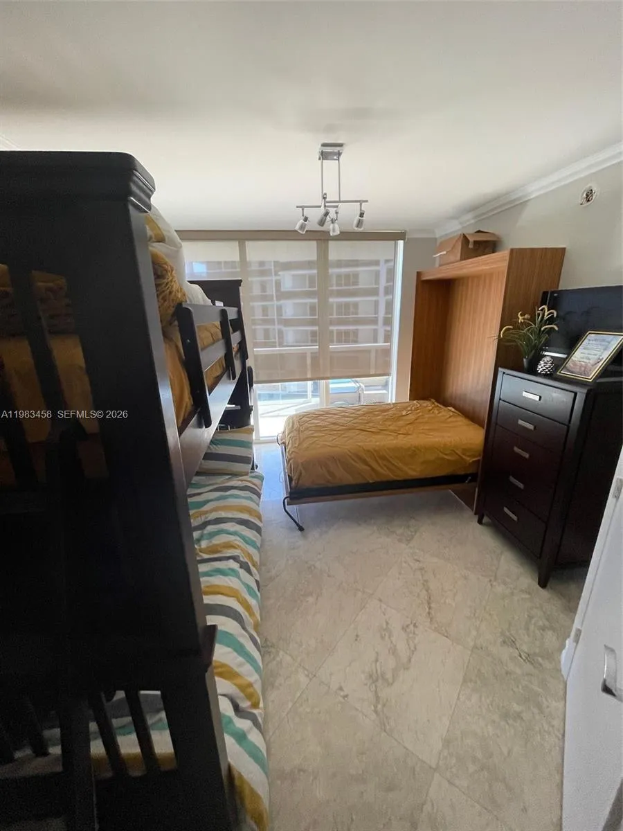 1830 S Ocean Dr #4006 Hallandale Beach, FL 33009