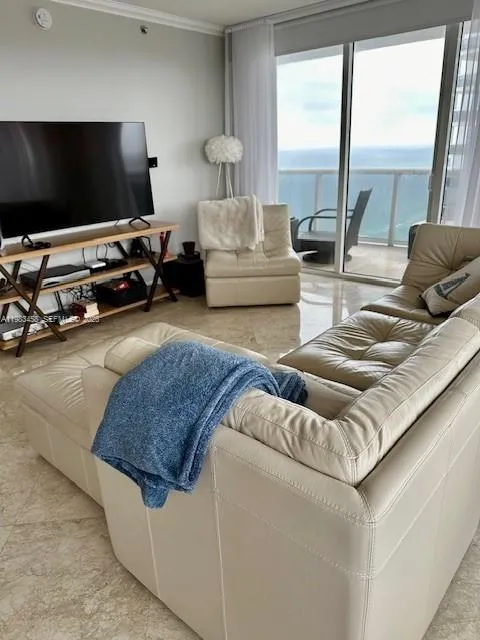 1830 S Ocean Dr #4006 Hallandale Beach, FL 33009