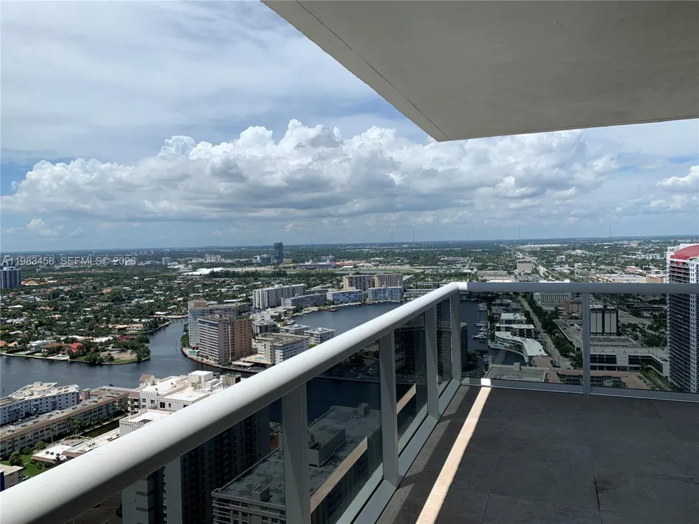 1830 S Ocean Dr #4006 Hallandale Beach, FL 33009